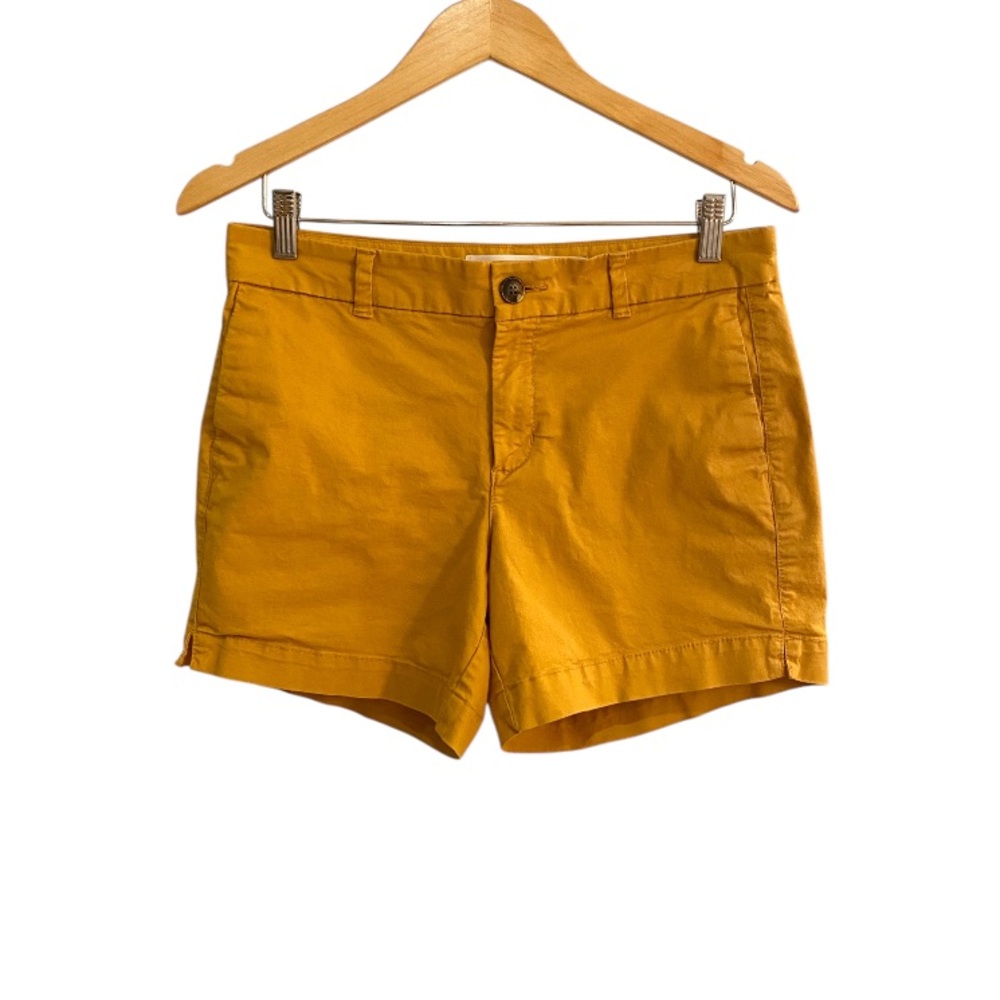 Old Navy Women's Everyday Shorts in yellow Mid Rise Size 6